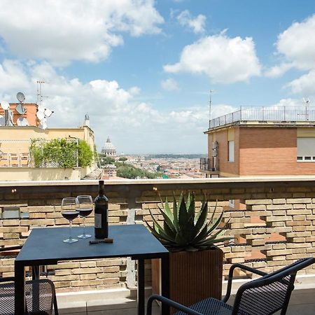 Rome As You Feel - Vatican Terrace Apartments With View Luaran gambar